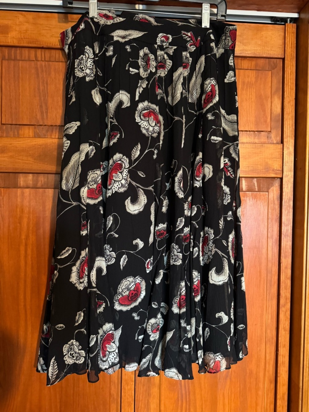Jones New York Black Floral Midi Skirt with Red and Cream Accents